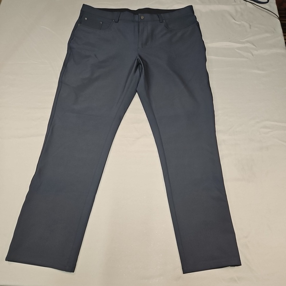 Greg Norman Men's ML75 Microfiber Yarn  Performance Pant, Blue, 36X30 new no tag